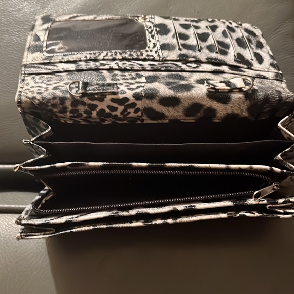 COPY - Zebra ladies wallet - Picture 2 of 4